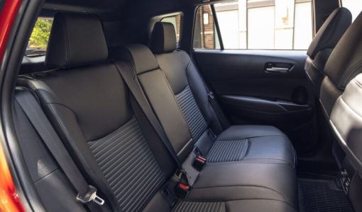 2023-toyota-corolla-cross-hybrid-xse-410-64764b52a27ce